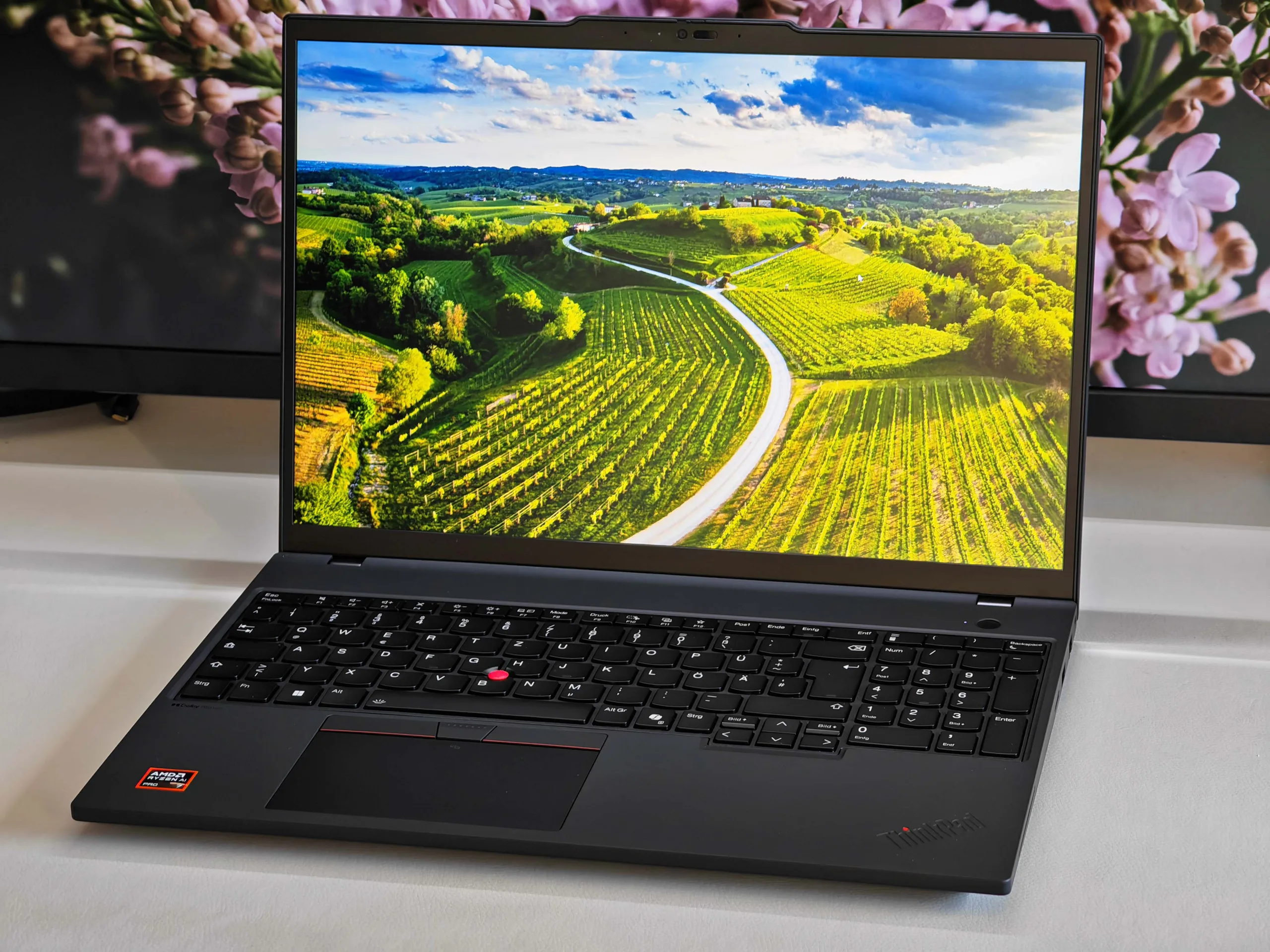 Lenovo ThinkPad T470s - product image